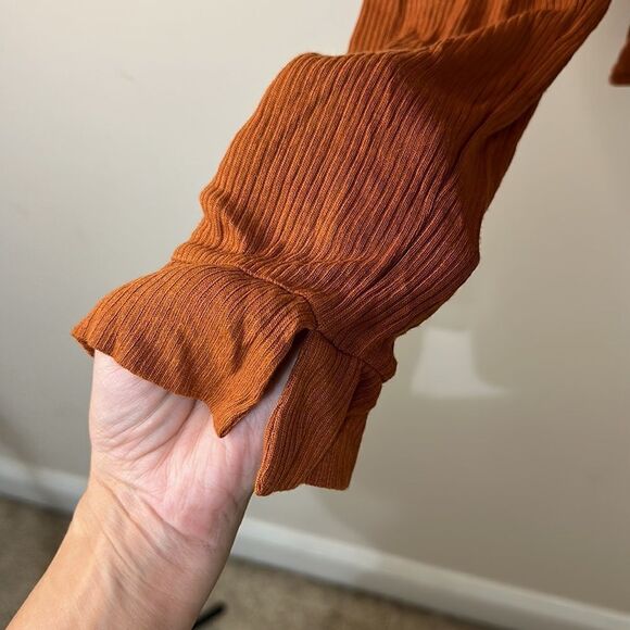 NWT Free People Beach Button Down Shirt XS - Picture 3 of 6